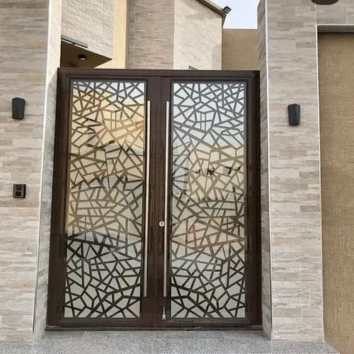 حداد أبواب في الرياض | تفصيل وتركيب أبواب حديد بالرياض