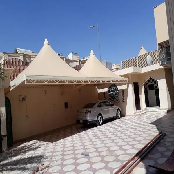أفضل قماش لمظلات السيارات بالرياض | مقارنة أنواع القماش