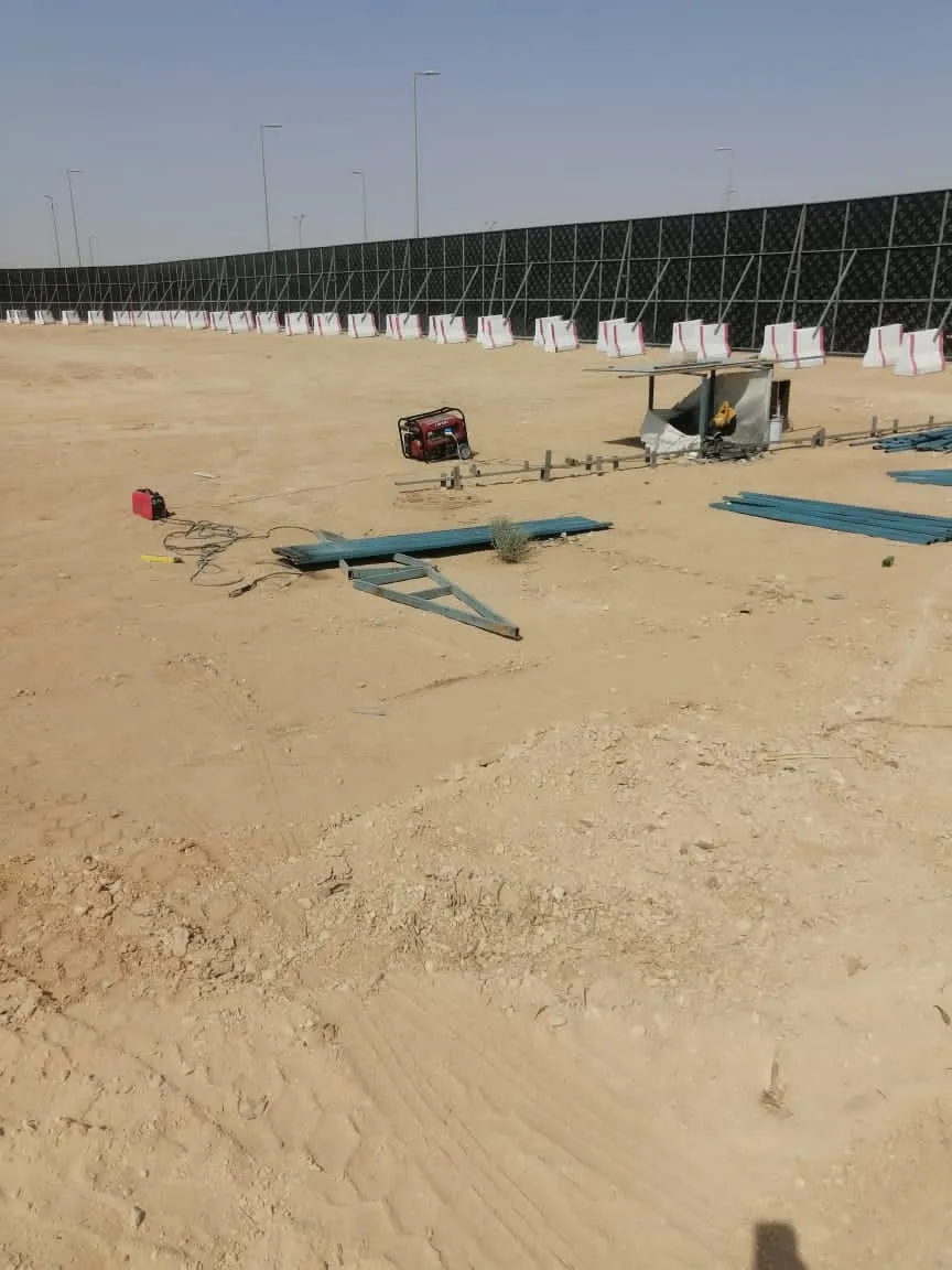 مقاول تنفيذ سور خارجي للمصانع بالرياض 