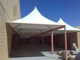 حداد تركيب مظلة هرمية لسيارات بالرياض