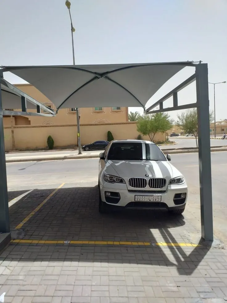 كم سعر متر مظلات القماس لسياره في الرياض