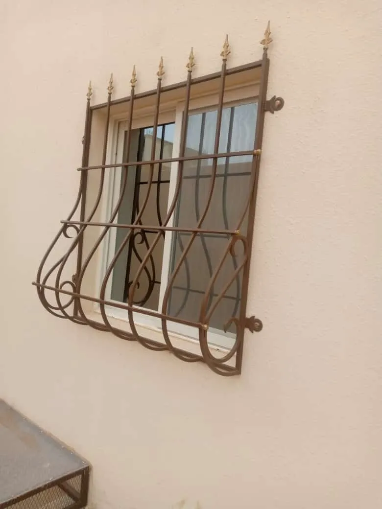 تصنيع شبابيك حديد الرياض