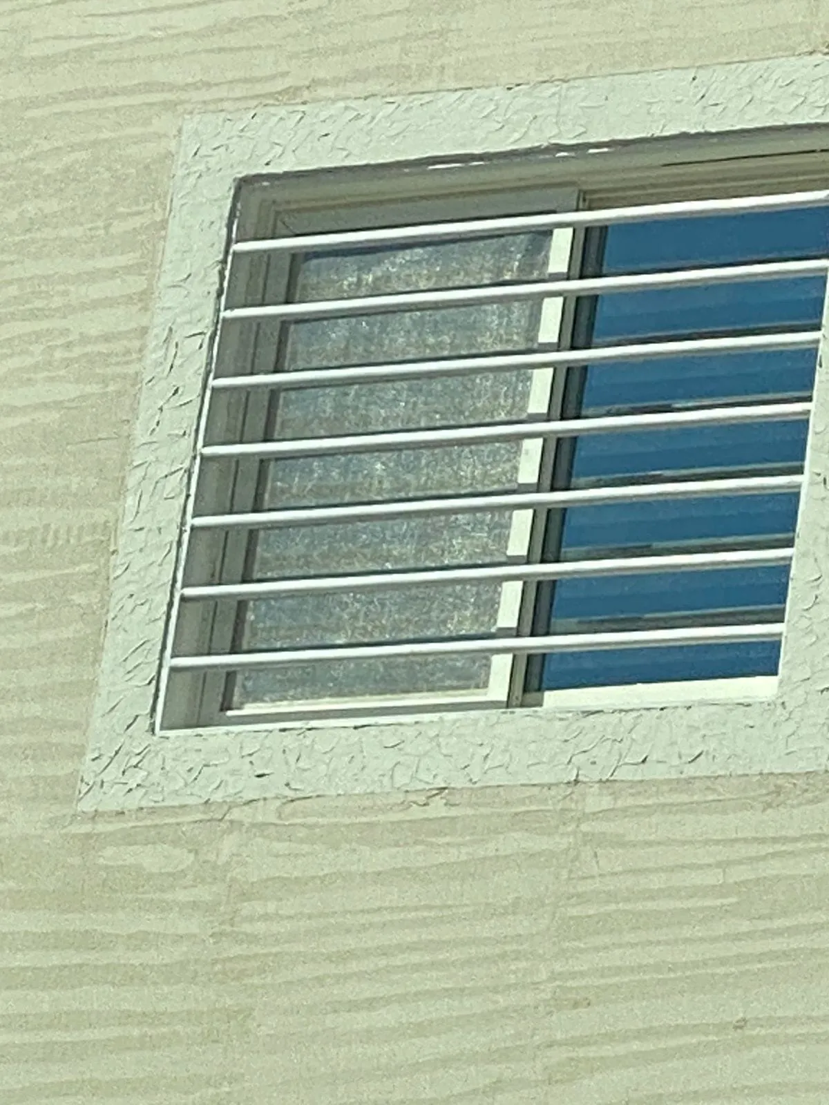 تصنيع شبابيك حديد الرياض