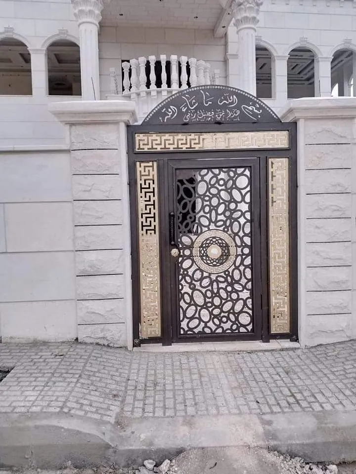 أبواب حديد متنقلة صيانة أبواب منزلية في الرياض