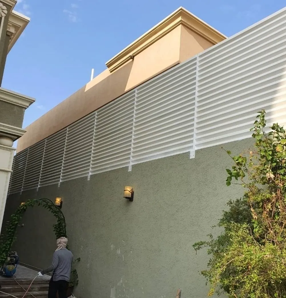 مطلوب مقاول تركيب سواتر استرحة في الرياض