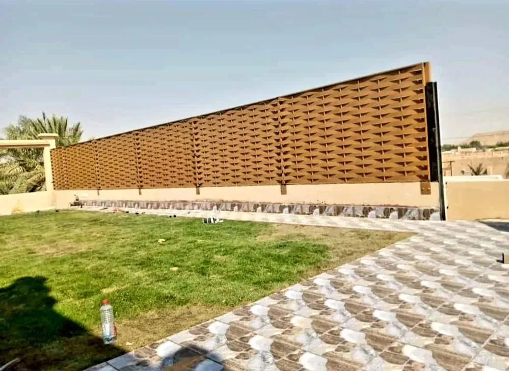 مطلوب مقاول تركيب سواتر استرحة في الرياض