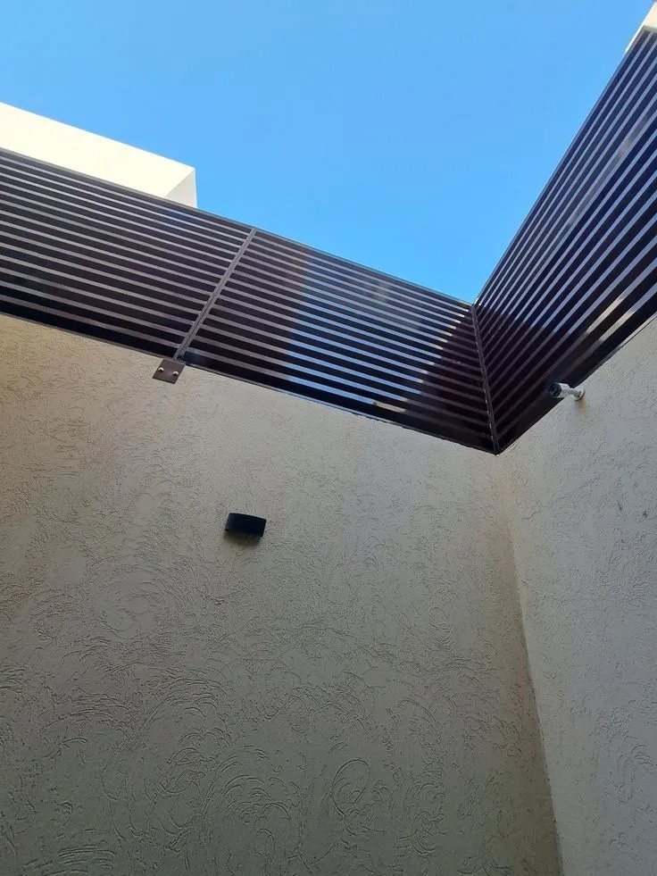 مطلوب مقاول تركيب سواتر استرحة في الرياض