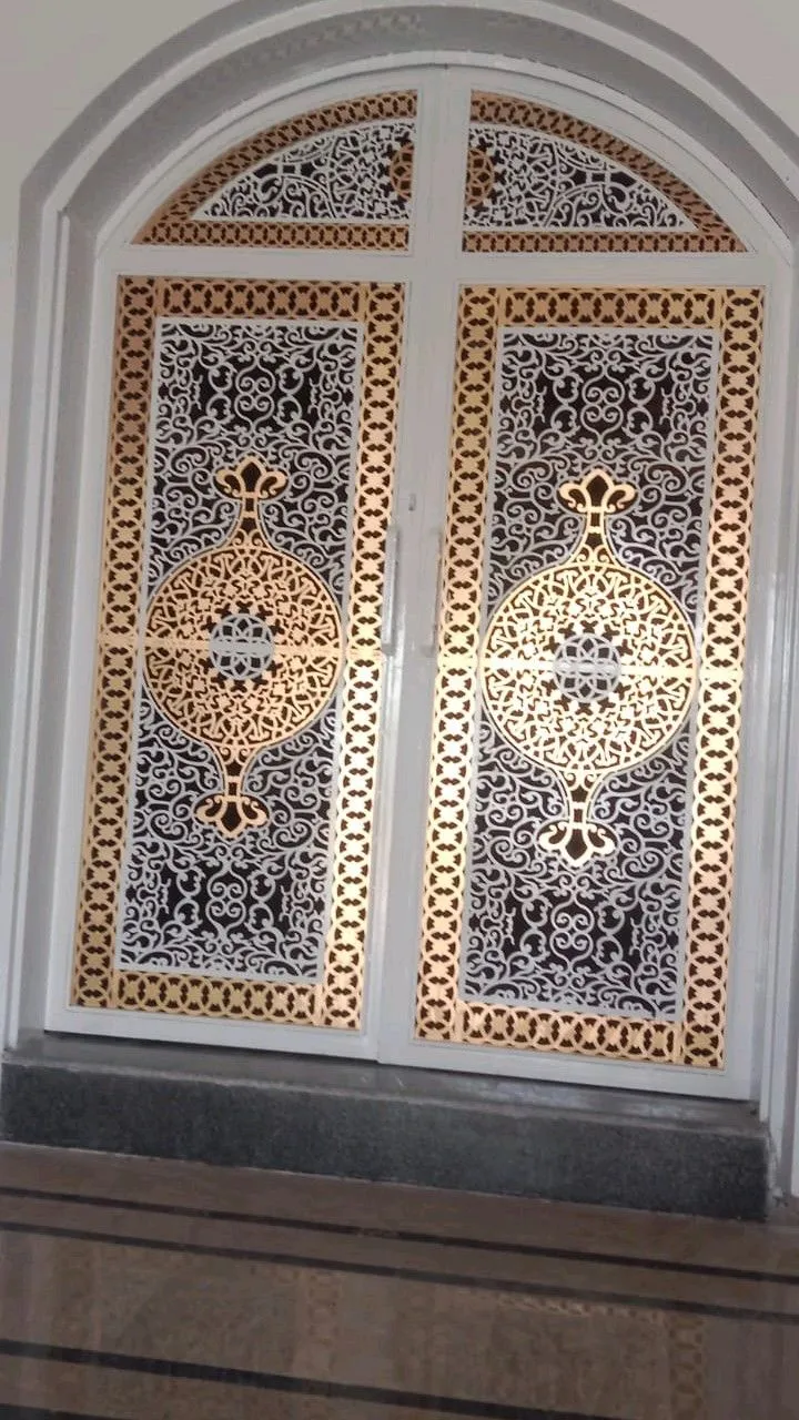 أبواب حديد مقاومة للصدأ تنفيذ شغل حديد منظم في الرياض