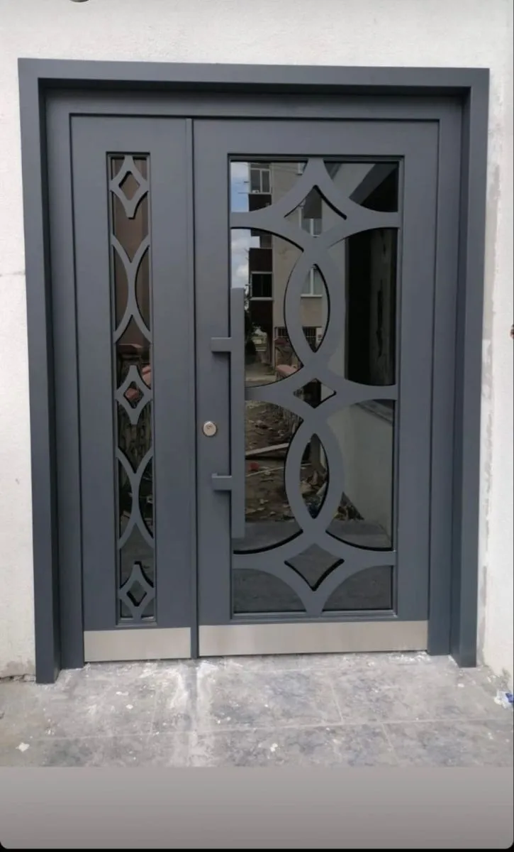 أبواب حديد مقاومة للصدأ تنفيذ شغل حديد منظم في الرياض