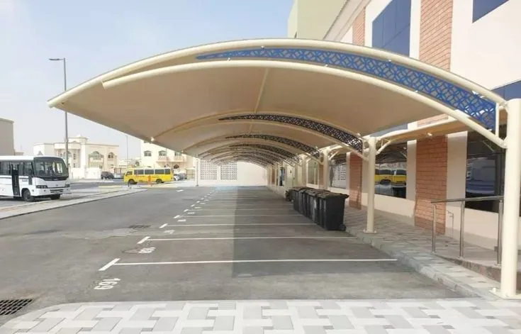 أفضل مقاول حداد تركيب  مظلة مواقف سيارات الرياض