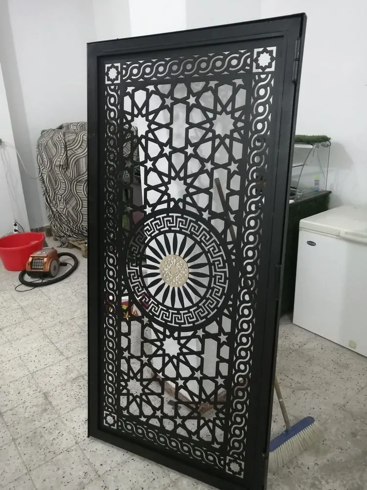 قص ليزر للأبواب  ورش أبواب ليزر الرياض