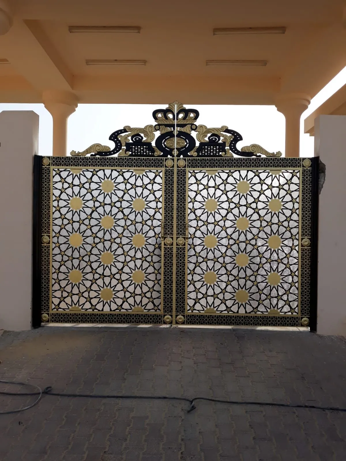 قص ليزر للأبواب  ورش أبواب ليزر الرياض