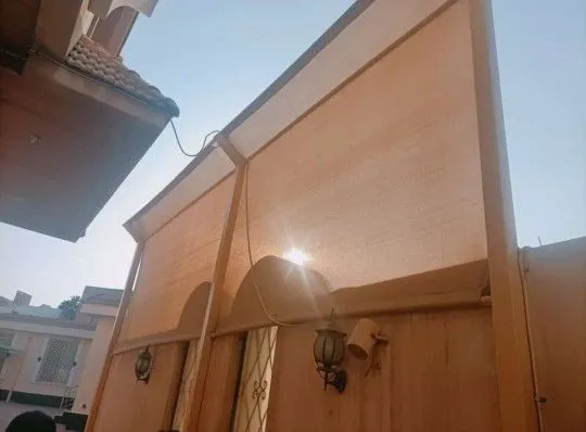 تركيب سواتر قماش خلال يوم الرياض