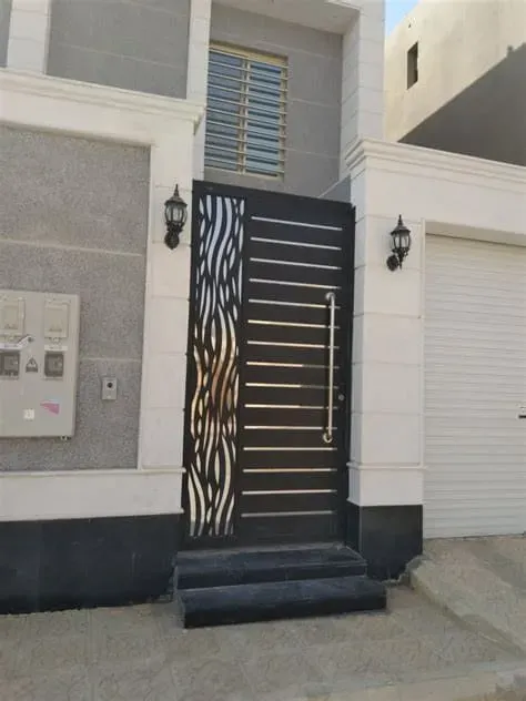 حداد أبواب في الرياض | تفصيل وتركيب أبواب حديد بالرياض