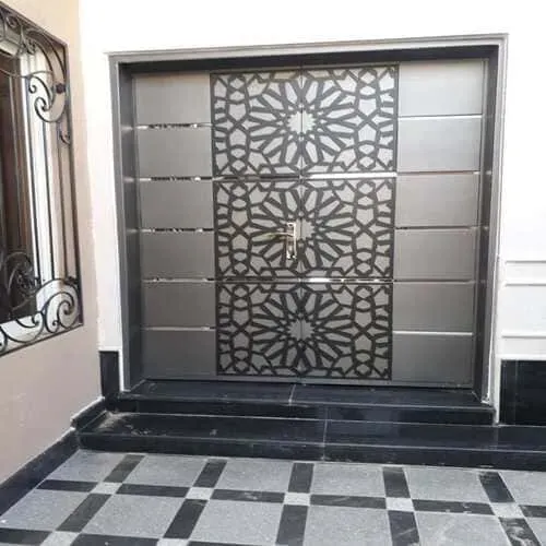 حداد أبواب في الرياض | تفصيل وتركيب أبواب حديد بالرياض