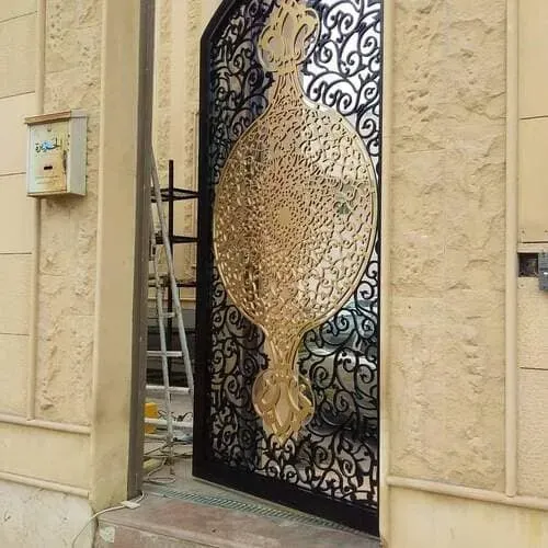 حداد أبواب في الرياض | تفصيل وتركيب أبواب حديد بالرياض