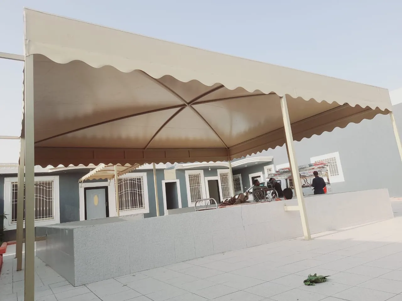 إصلاح وتجديد جميع أنواع المظلات