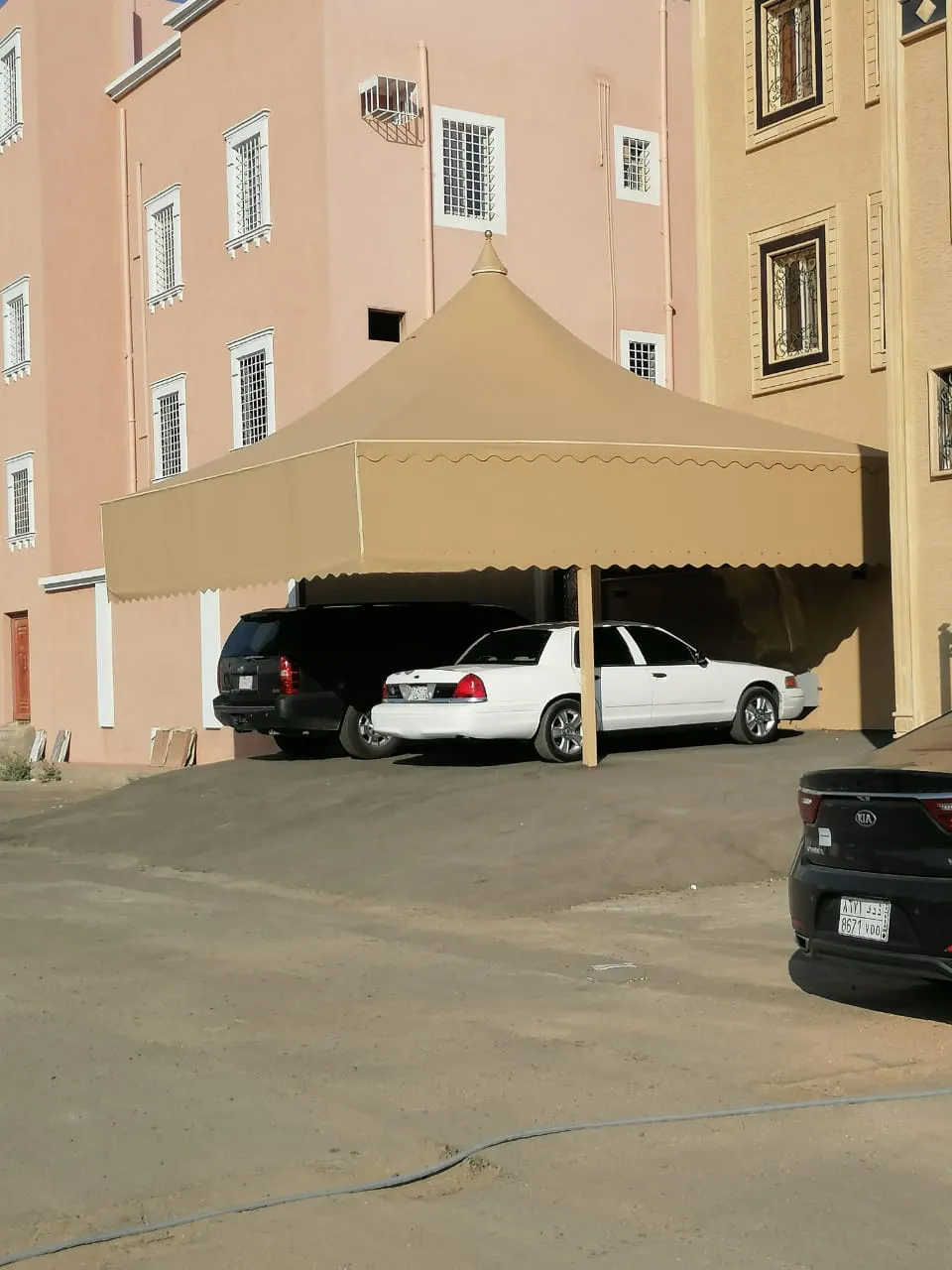 إصلاح وتجديد جميع أنواع المظلات