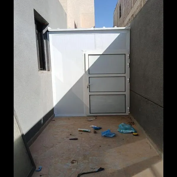 ساندوتش بانل في الرياض | توريد وتركيب جميع الأنواع