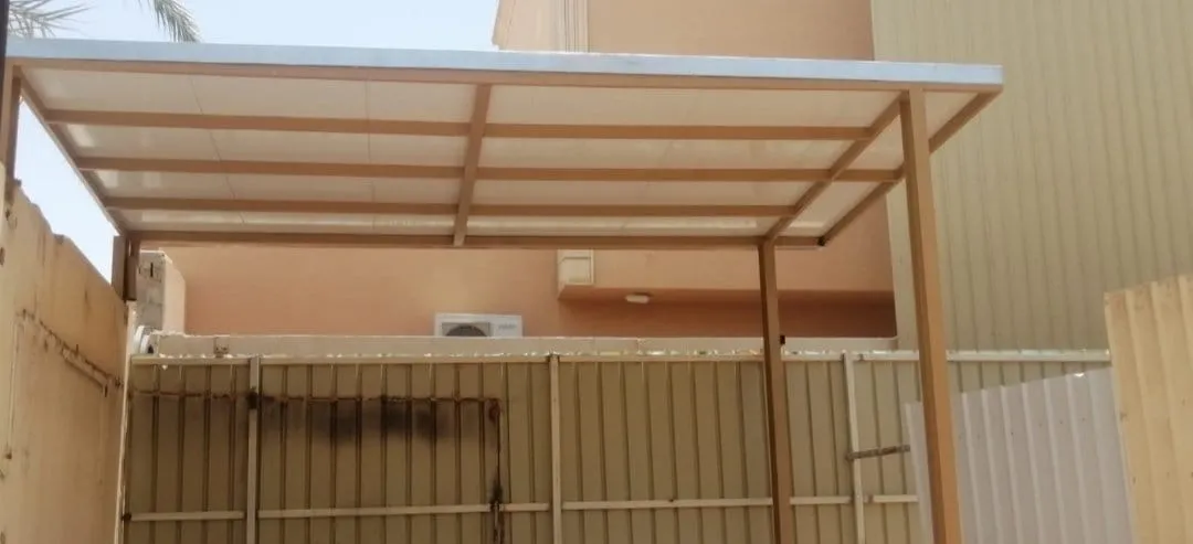 كل ماتريد معرفته عن ساندوتش بانل: المميزات والأنواع
