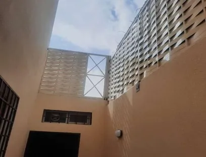 سواتر فلل بالرياض