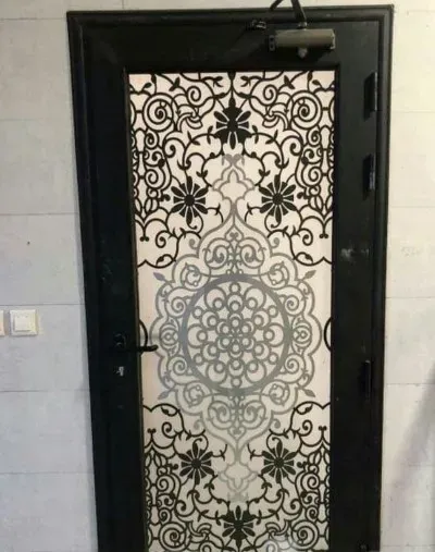 تركيب أبواب حديد خارجية للفلل بالرياض | تفصيل حسب الطلب