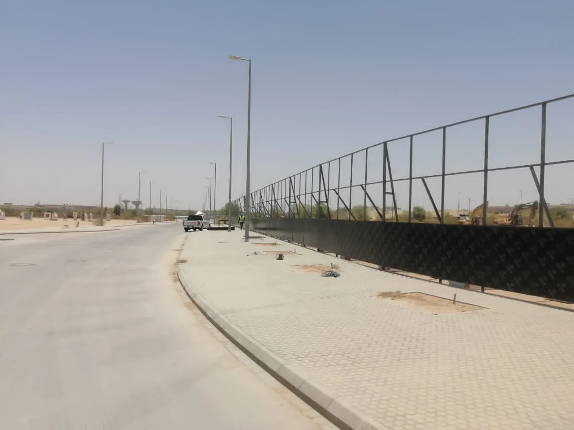 مقاول تنفيذ سور خارجي للمصانع بالرياض 