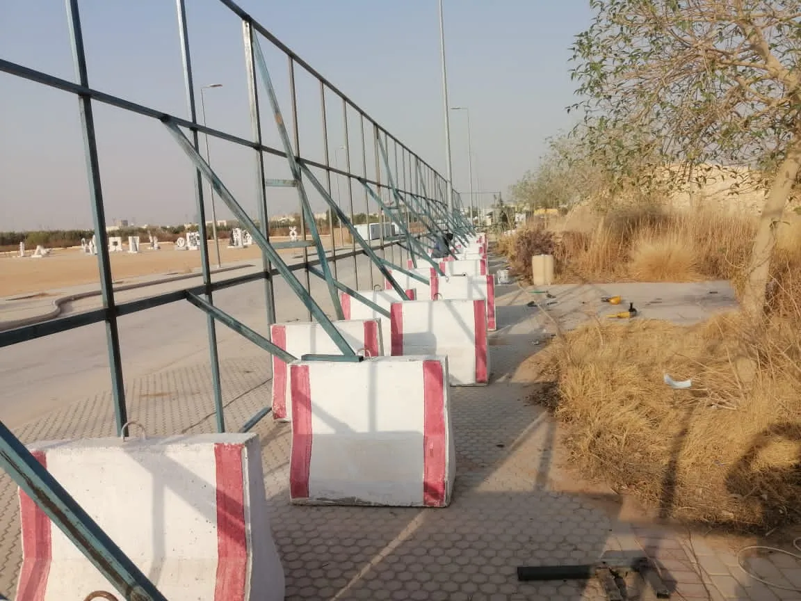مقاول تنفيذ سور خارجي للمصانع بالرياض 